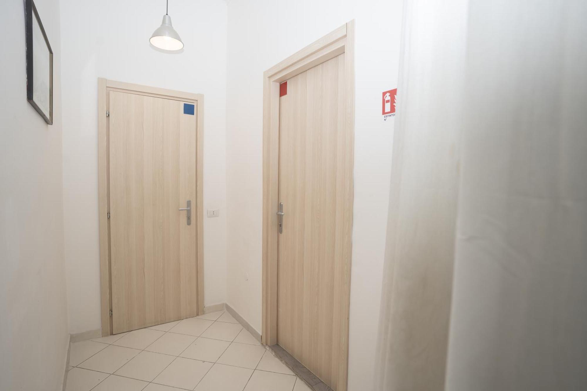 Flyresidence Garibaldi Naples Exterior photo