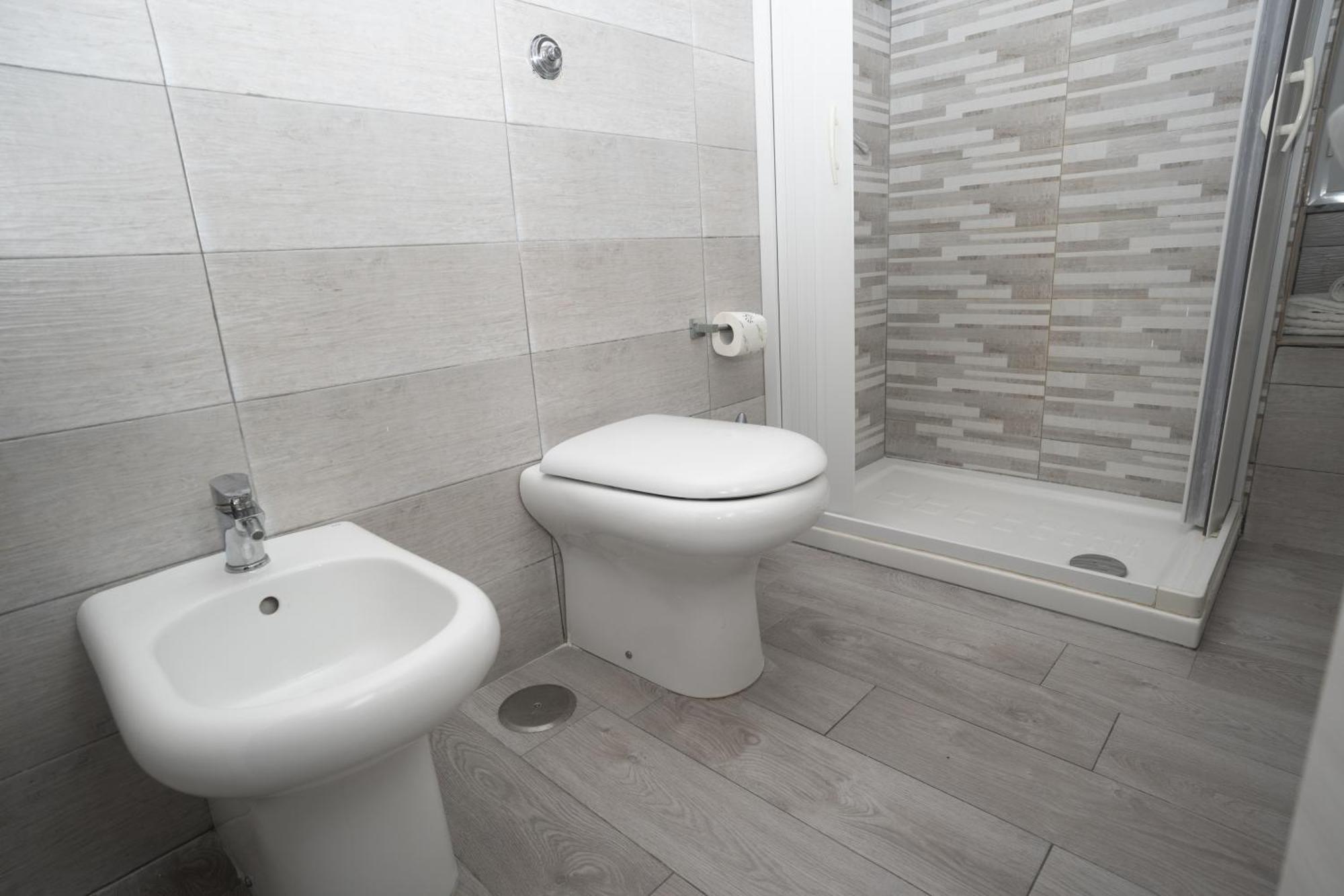 Flyresidence Garibaldi Naples Exterior photo