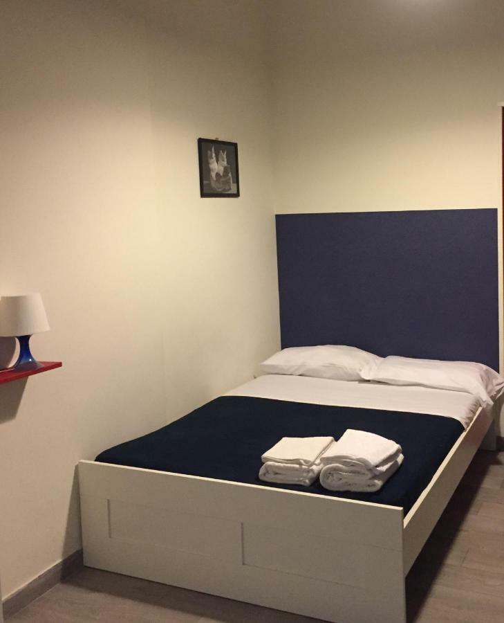 Flyresidence Garibaldi Naples Exterior photo
